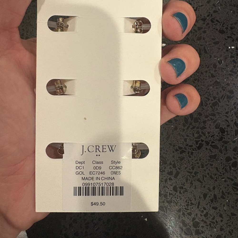J. Crew Gold Hoop Earrings Set (3 Pairs), Brand new with tags - Picture 4 of 5